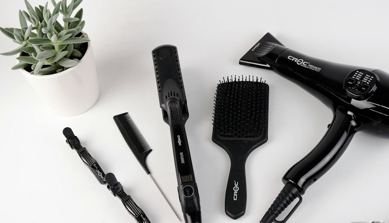 Hair Threading at Shinglow Salon Lahore